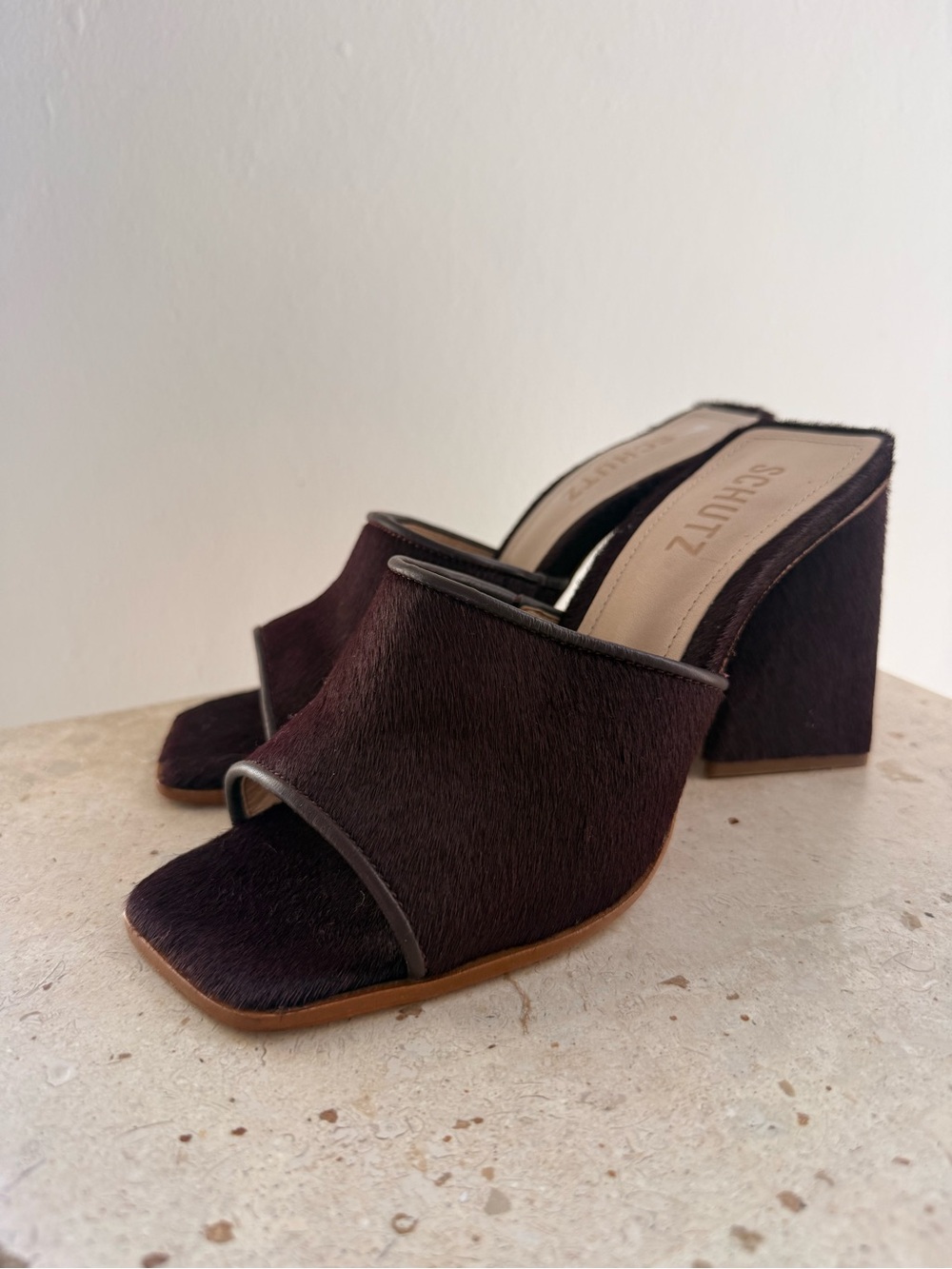 Schutz Lizah Block Heel Burgundy